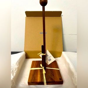 HAWAIIAN PAPER TOWEL HOLDER